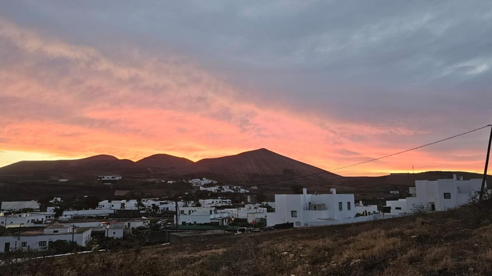 Tranquilidad Entre Volcanes Uga 外观 照片